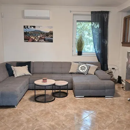 Tatil Evi Prima Wellness Badacsony *